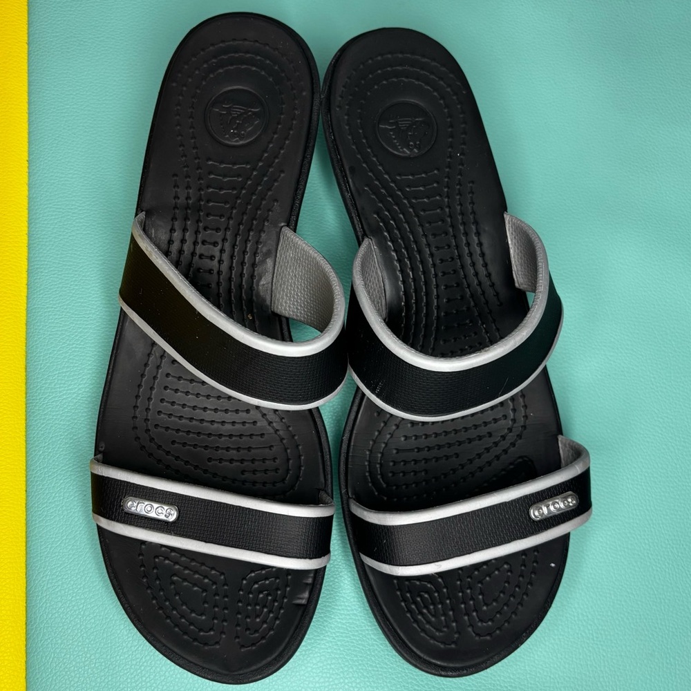 Crocs Madeira Slip-On Sandals Women’s‎ Size 9